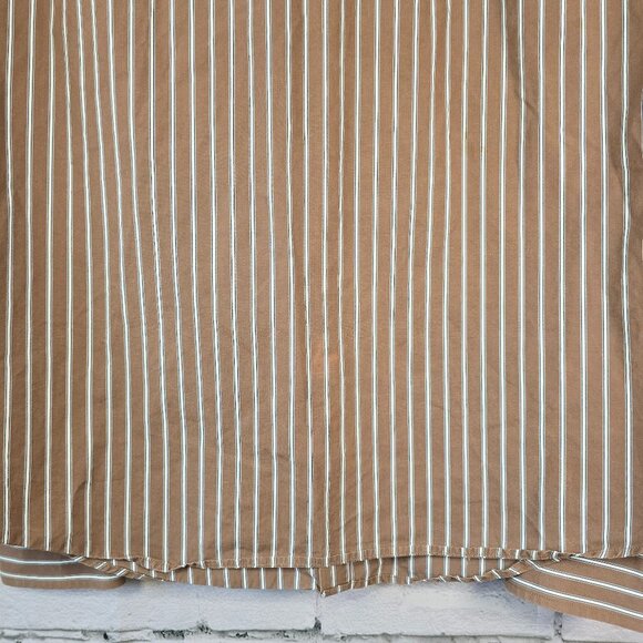 ABERCROMBIE AND FITCH MENS BUTTON DOWN LONG SLEEVE COCOA & WHITE STRIPE XL - Picture 2 of 7